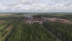 База по переработке нефтяных шламов рядом с трассой Нижневартовск – Радужный, в 50 км от Нижневартовска База по переработке нефтяных шламов рядом с трассой Нижневартовск – Радужный, в 50 км от Нижневартовска