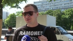 «Его срок уже подходит». Что думают москвичи о возможном новом избрании Путина «Его срок уже подходит». Что думают москвичи о возможном новом избрании Путина