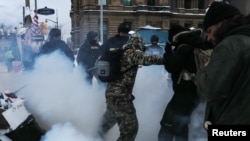 Разгон акции протеста в Оттаве, Канада, 19 февраля 2022 года