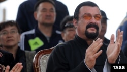 Стивен Сигал