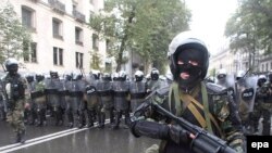 Riot police in Tbilisi a year ago -- will they be used again?