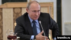 Владимир Путин на встрече с мировыми информационными агентствами 6 июня 2019 г.