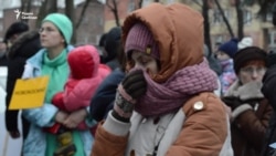 "Хватит нас травить!" "Хватит нас травить!"