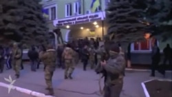 Armed Separatists Assault, Capture Police Station In Kramatorsk, Ukraine Armed Separatists Assault, Capture Police Station In Kramatorsk, Ukraine