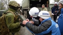 Отвод войск на Донбассе: что проиcходит на линии разграничения (видео) Отвод войск на Донбассе: что проиcходит на линии разграничения (видео)
