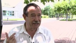 «Получается какой-то полный миш-маш» – Єфим Фіштейн про чеських комуністів (відео) «Получается какой-то полный миш-маш» – Єфим Фіштейн про чеських комуністів (відео)