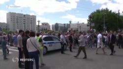 «Свободу Фургалу»: многотысячные митинги в поддержку арестованного губернатора в Хабаровске (видео) «Свободу Фургалу»: многотысячные митинги в поддержку арестованного губернатора в Хабаровске (видео)
