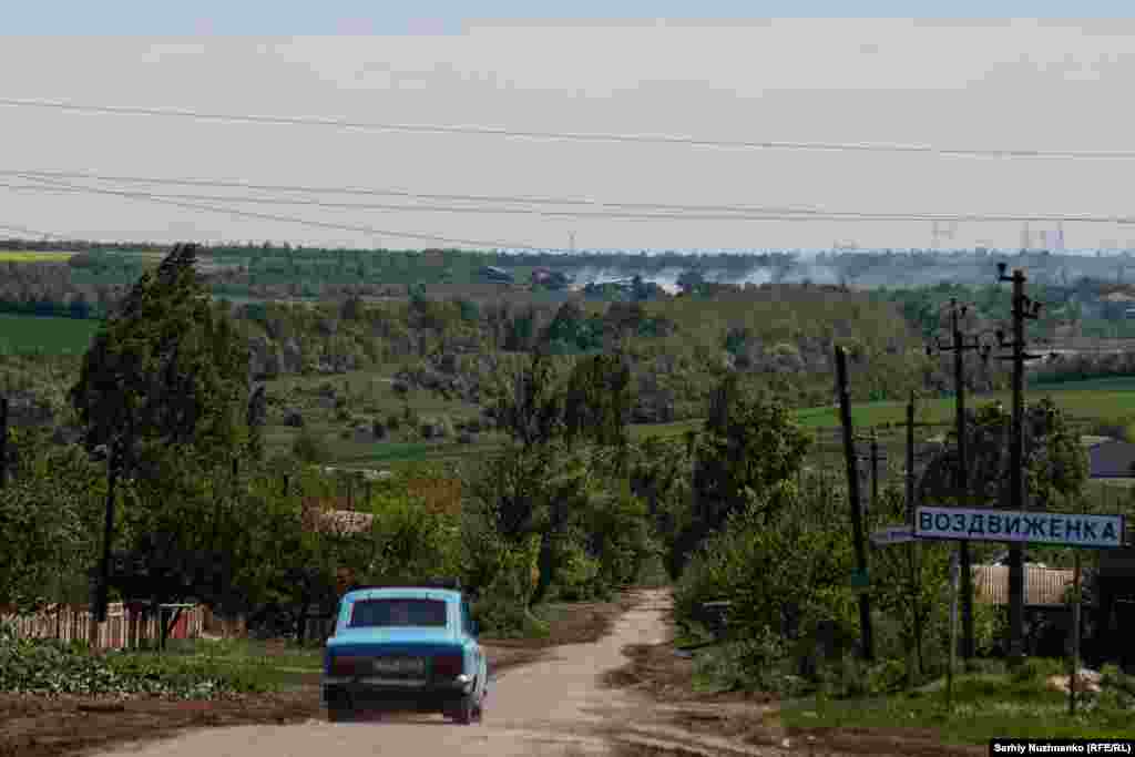 În iulie 2024, au început luptele pentru satul Vozdvîjenka, din regiunea Donețk din Ucraina. Cu puțin timp înainte, în mai 2024, Nujnenko a fotografiat consecințele bombardării unei întreprinderi agricole de lângă Vozdvîjenka. Din ianuarie, Vozdvîjenka se afla deja sub ocupație. 