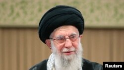 د ایران مشر ایتالله علي خامنهاي