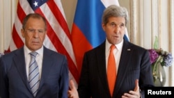 U.S. Secretary of State John Kerry and his Russian counterpart Sergey Lavrov have discussed the crisis in Ukraine.