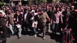 Ереван: шествие оппозиции в память о жертвах Геноцида армян (видео) Ереван: шествие оппозиции в память о жертвах Геноцида армян (видео)