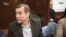 "Выкинули на улицу с четырьмя сумками"