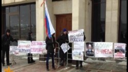 “Путин өчен!” митингына Казанда 30-40 кеше җыелды “Путин өчен!” митингына Казанда 30-40 кеше җыелды