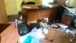 Движение "За права человека" покидает свой офис Движение "За права человека" покидает свой офис