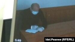 Сергей Батин во время видеосвязи с уфимским судом, июнь 2020 года.