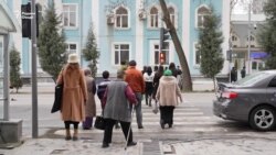 "Ягон номзадро намешиносам" "Ягон номзадро намешиносам"