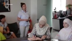 Супруга Ахтема Чийгоза на встрече представителей проекта «Наши дети» и объединения «Крымская солидарность» (видео) Супруга Ахтема Чийгоза на встрече представителей проекта «Наши дети» и объединения «Крымская солидарность» (видео)