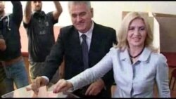 Presidential Rivals Vote In Serbian Runoff Presidential Rivals Vote In Serbian Runoff