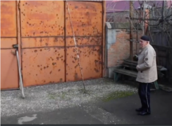 Ворота Бетишева со следами войны. Наши дни