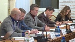ТСК щодо вбивства Гандзюк зібралася і домовилася, куди «копати» (відео) ТСК щодо вбивства Гандзюк зібралася і домовилася, куди «копати» (відео)