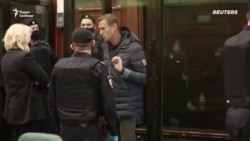 Государство Путина против Алексея Навального Государство Путина против Алексея Навального