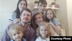Семья Чижовых из российского Санкт-Петербурга