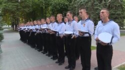 Russia Mourns Sub Losses Amid Many Questions Russia Mourns Sub Losses Amid Many Questions