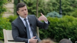 Лицом к событию. Зеленский на фоне "целлулоидного Путина" Лицом к событию. Зеленский на фоне "целлулоидного Путина"