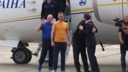 Ликование в аэропорту "Борисполь" Ликование в аэропорту "Борисполь"