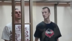 Після оголошення вироку в суді Сенцов і Кольченко заспівали Гімн України Після оголошення вироку в суді Сенцов і Кольченко заспівали Гімн України