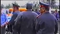 Протест в Элисте, Калмыкия. Сентябрь 2004 год Протест в Элисте, Калмыкия. Сентябрь 2004 год