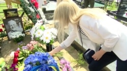 В Минске почтили память погибшего журналиста Павла Шеремета (видео) В Минске почтили память погибшего журналиста Павла Шеремета (видео)