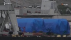 Корреспондент Reuters отснял турбины Siemens в порту Феодосии (видео) Корреспондент Reuters отснял турбины Siemens в порту Феодосии (видео)