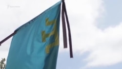 «Великая утрата для всего народа». В Крыму похоронили Сервера Караметова (видео) «Великая утрата для всего народа». В Крыму похоронили Сервера Караметова (видео)