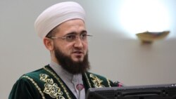Мөфти Камил хәзрәт Сәмигуллин: "Мин мәктәптә мари телен дә өйрәндем" Мөфти Камил хәзрәт Сәмигуллин: "Мин мәктәптә мари телен дә өйрәндем"