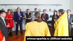 Освящение здания Министерства курортов и туризма Крыма