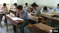 More than half a million school dropouts in the past year were from the 15-17-year age group.