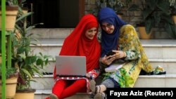 د ارشیف انځور