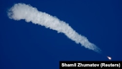The Russian space program hit a snag on October 11 when a manned Soyuz rocket launch had to be aborted shortly after liftoff.