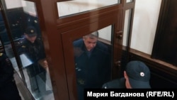Экс-глава МЧС по Кемеровской области Александр Мамонтов в зале суда