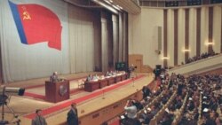 "Жили, конечно, небогато, зато всегда были накормлены". Как две российские семьи оценивают СССР через 30 лет после распада "Жили, конечно, небогато, зато всегда были накормлены". Как две российские семьи оценивают СССР через 30 лет после распада