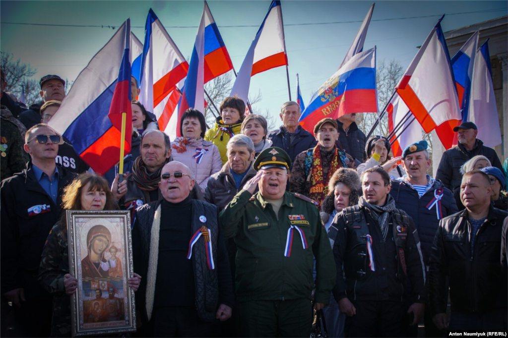 За планом пробігу, дві колони – з Сімферополя і Севастополя зустрілися на Сапун-горі під Севастополем
