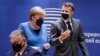 Участники саммита в Брюсселе, 24-25 мая 2021 (слева направо): премьер-министр Венгрии Виктор Орбан, канцлер ФРГ Ангела Меркель и президент Франции Эммануэль Макрон