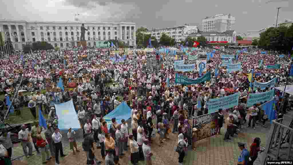 18 мая 2013 года – последний массовый митинг в память о жертвах депортации крымских татар. После аннексии собрания на полуострове под запретом