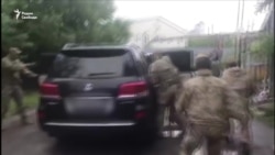 Губернатора обвинили в убийствах, журналиста в госизмене Губернатора обвинили в убийствах, журналиста в госизмене