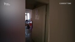 «Коронавірус з'їдає легені, і нічого зробити не можна». Лікарні в Україні не справляються з напливом пацієнтів із COVID-19 (відео) «Коронавірус з'їдає легені, і нічого зробити не можна». Лікарні в Україні не справляються з напливом пацієнтів із COVID-19 (відео)