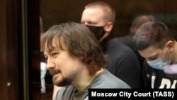 Бывший начальник отдела наркоконтроля управления МВД по Западному округу Москвы Игорь Ляховец в суде