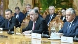 Эмомалӣ Раҳмон гуфтааст, ҳамкории ду кишвар дар масъалаҳои муҳоҷират “дар фазои созанда пеш меравад”.