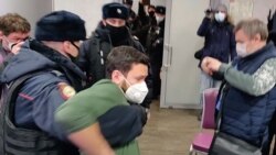 Opposition, NGO Event Broken Up In Moscow, Dozens Detained Opposition, NGO Event Broken Up In Moscow, Dozens Detained